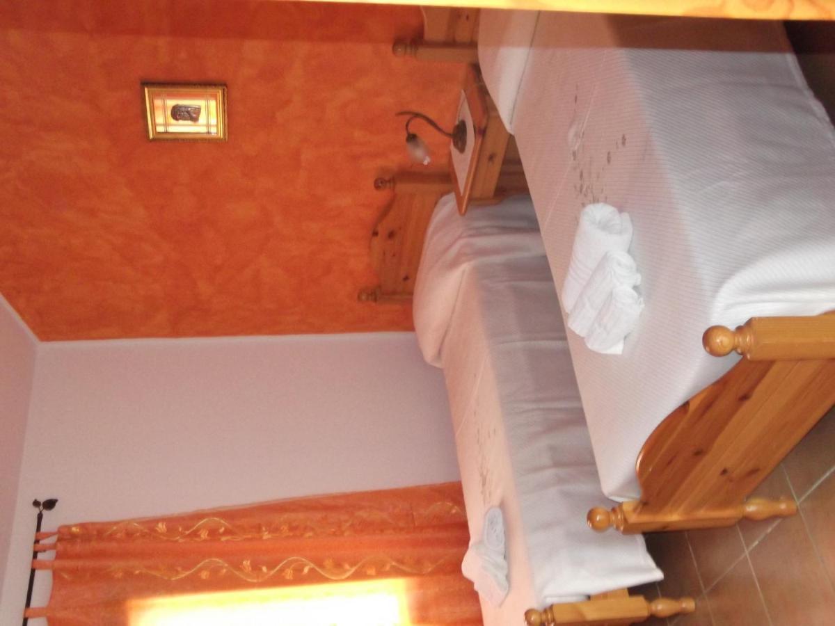 Il Nido Dell'aquila Hotel Villanova Strisaili